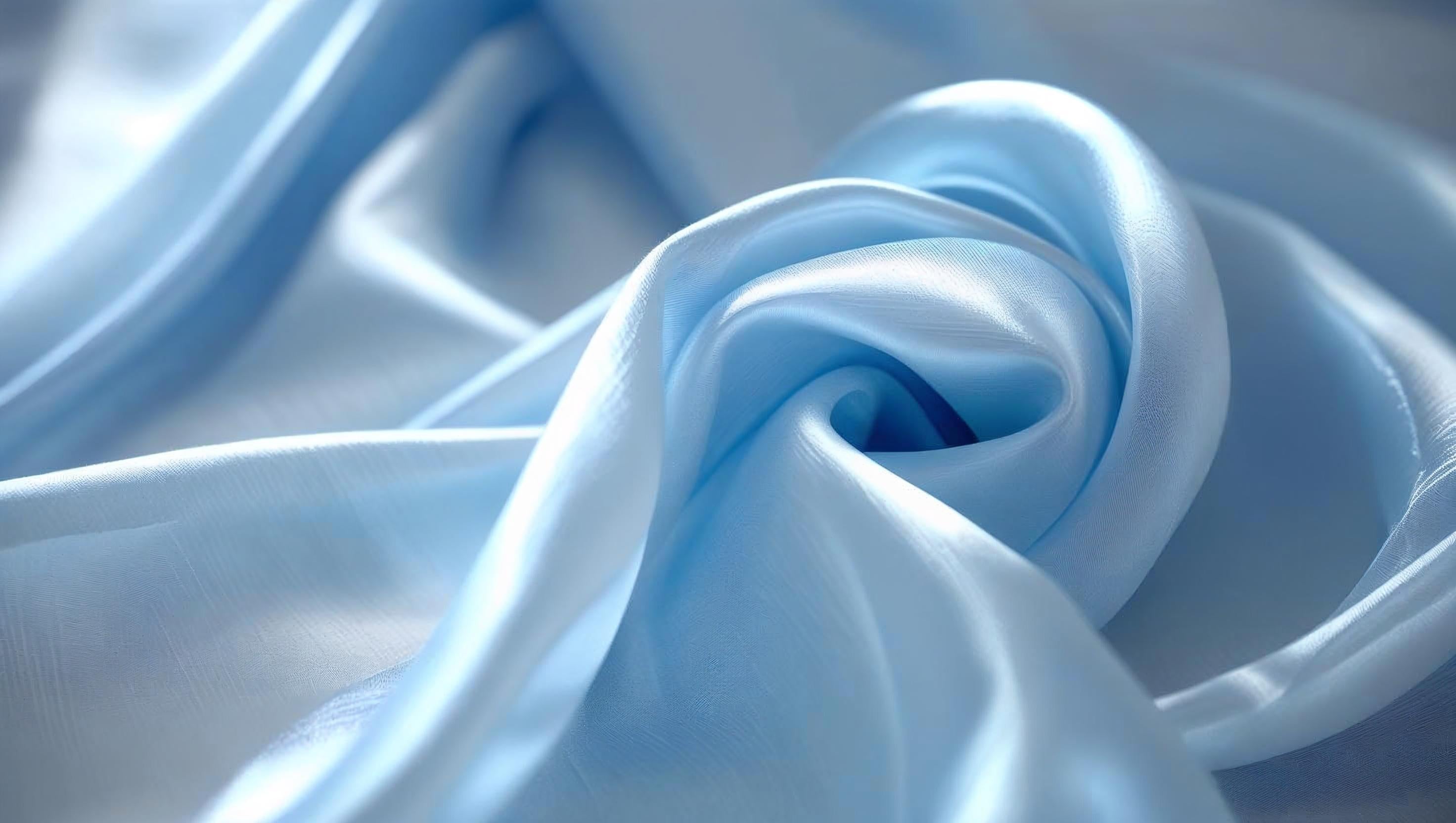 Cool by Nature: Why Silk Is the Best Fabric for Hot Sleepers