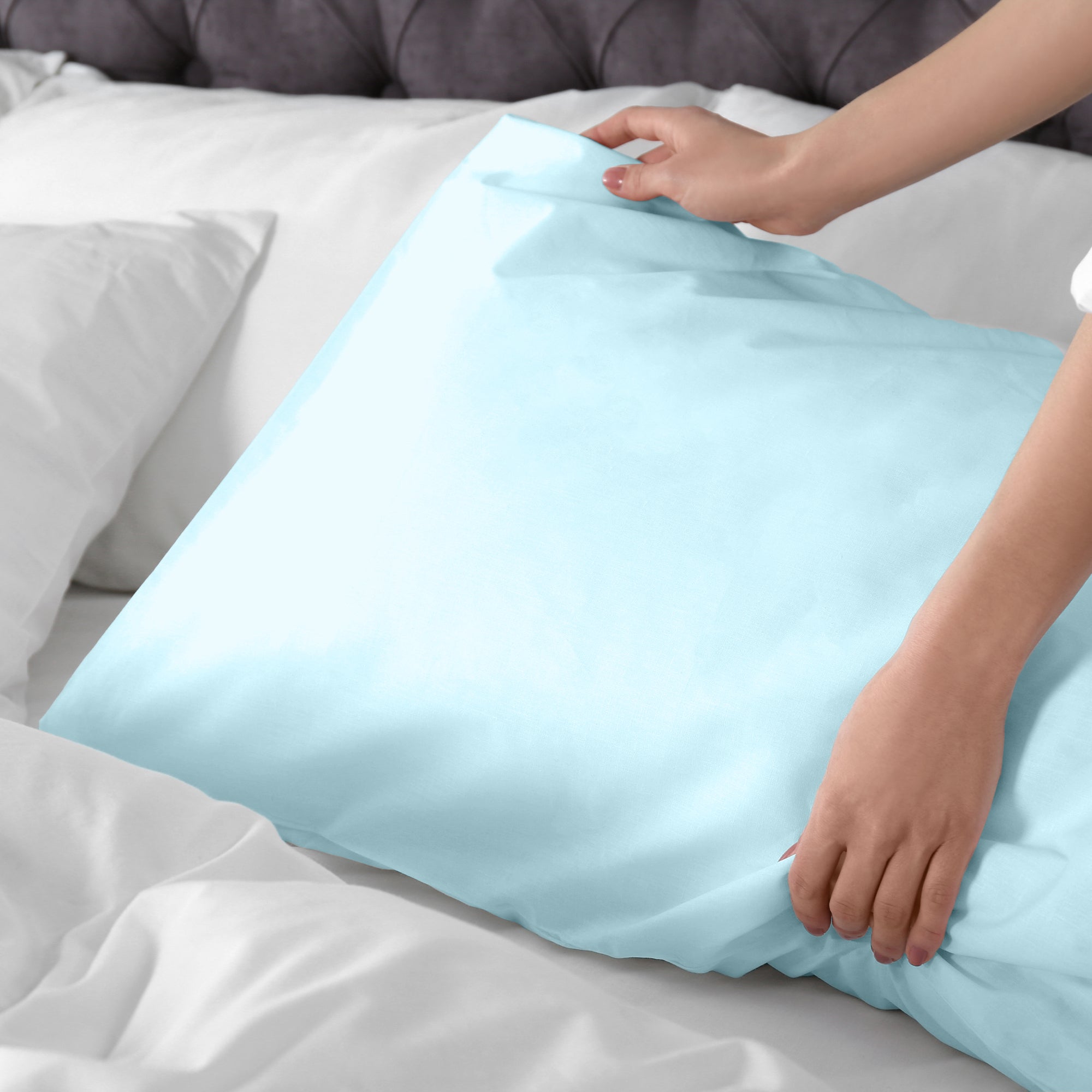 Products Luxury Mulberry Silk Pillowcase (25 momme) - MYK Silk #color_light blue