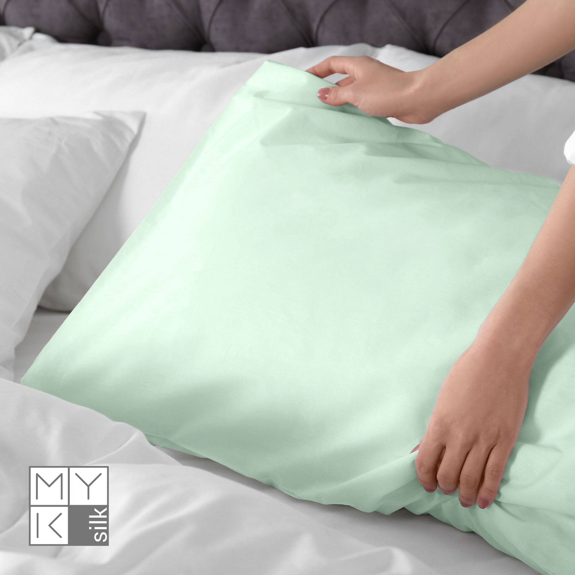 Products Luxury Mulberry Silk Pillowcase (25 momme) - MYK Silk #color_green